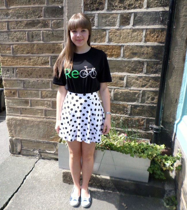 Grace in REcycle tee